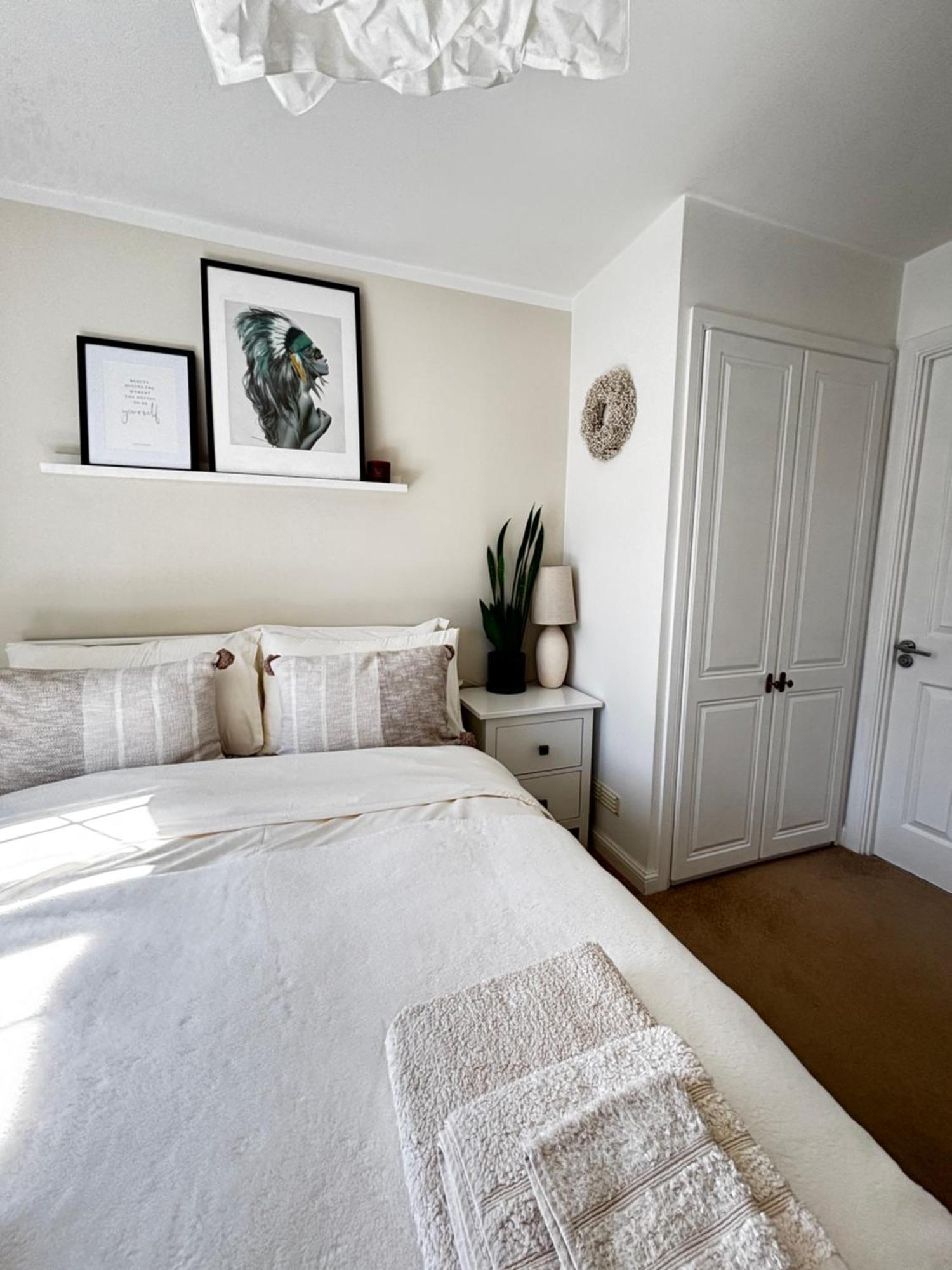 Delux Room With Private Parking, Sleeps 2, Perfect For Cotswold Getaway, Easy A419 Access Blunsdon Esterno foto